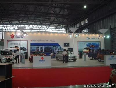 瓷舞綻放春城車展 昌河汽車盛裝亮相