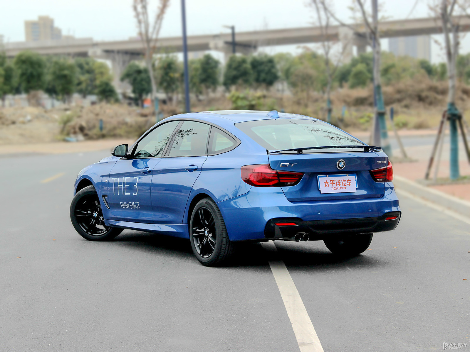 寶馬3系GT 2020款 320i M運動曜夜版 融合動感與優(yōu)雅的跨界美學(xué)