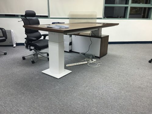 相對(duì)于傳統(tǒng)辦公桌,智能升降桌好嗎